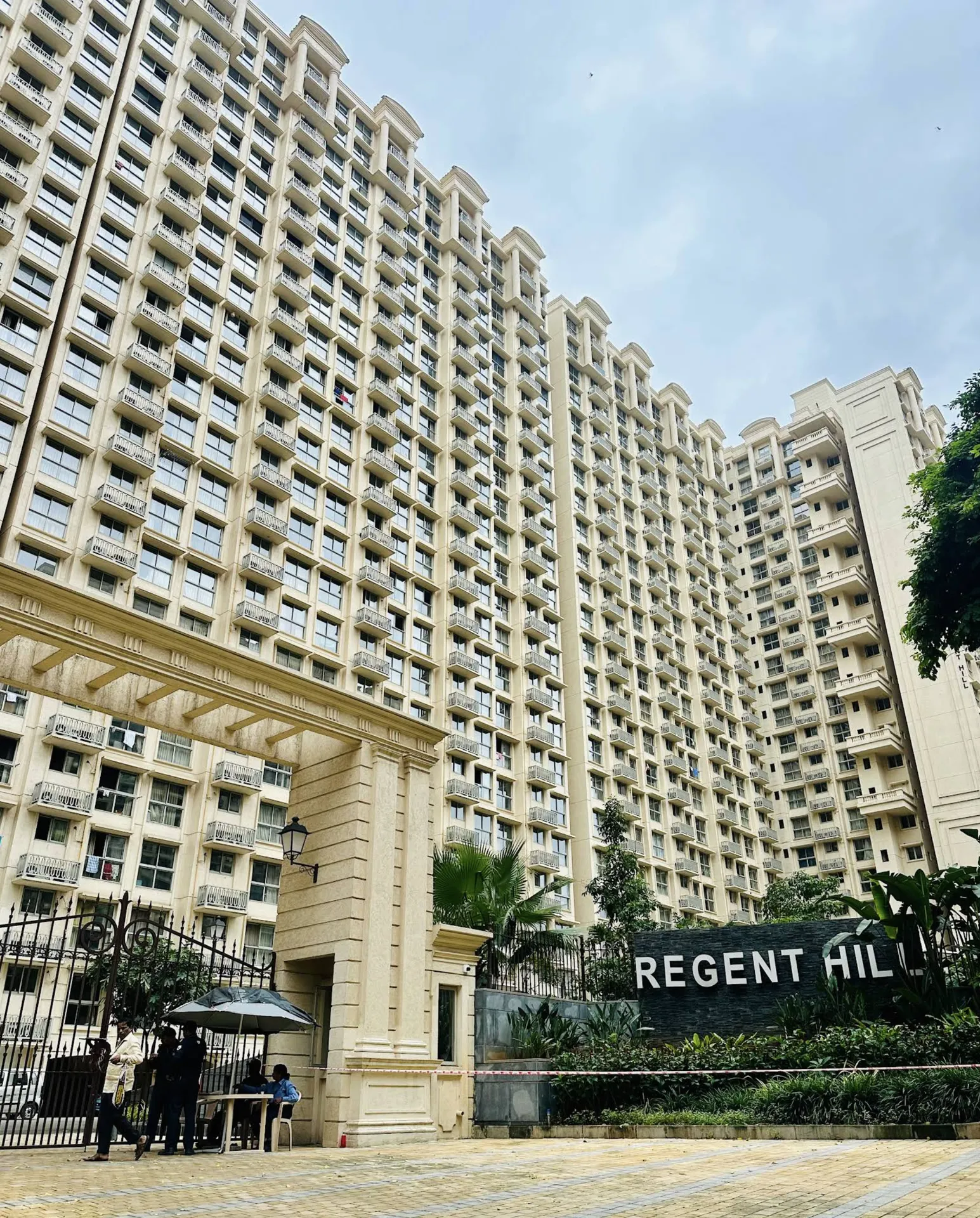 Regent Hill, Hiranandani Gardens, Powai — Sold Out photo